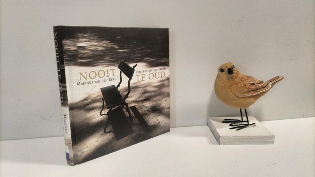 Berg, Marinus van den; Nooit te oud, Ophalen of Verzenden, Gelezen, Christendom | Protestants