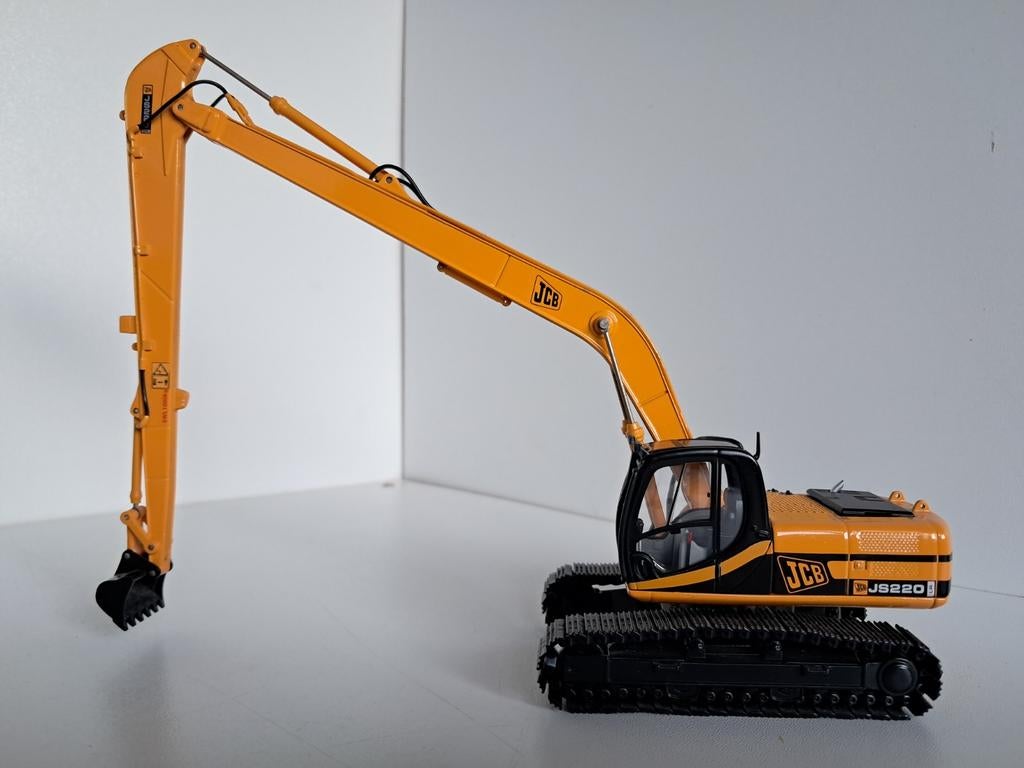 Jcb JS220 long reach graafmachine motorart, Ophalen of Verzenden, Zo goed als nieuw, Bus of Vrachtwagen, Overige merken
