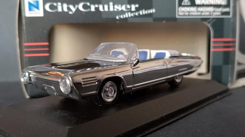 Chrysler Turbine Car 1:43 New Ray City Cruiser Pol, Hobby en Vrije tijd, Modelauto's | 1:43, Overige merken, Auto, Verzenden, .