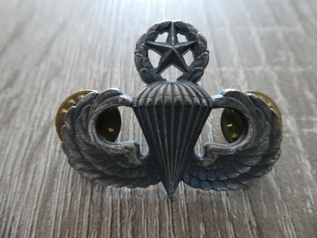 US Master Parachutist Badge., Verzamelen, Militaria | Tweede Wereldoorlog, Ophalen of Verzenden, Landmacht, Amerika, Embleem of Badge