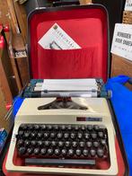 Oude werkende typemachine, Diversen, Typemachines, Ophalen, Zo goed als nieuw