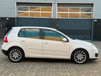 Volkswagen Golf 1.4 TSI GT NAVI STOELVERWARMING PDC CRUISE-C, Auto's, Stof, Gebruikt, 4 cilinders, Wit