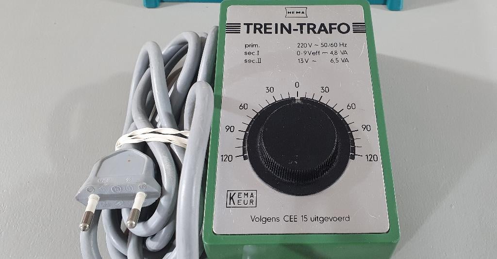 HEMA Treintrafo 9V/4,8VA gelijkspanning, 13V/6,5VA wissel, Overige merken, Transformator of Voeding, Gelijkstroom, Ophalen of Verzenden