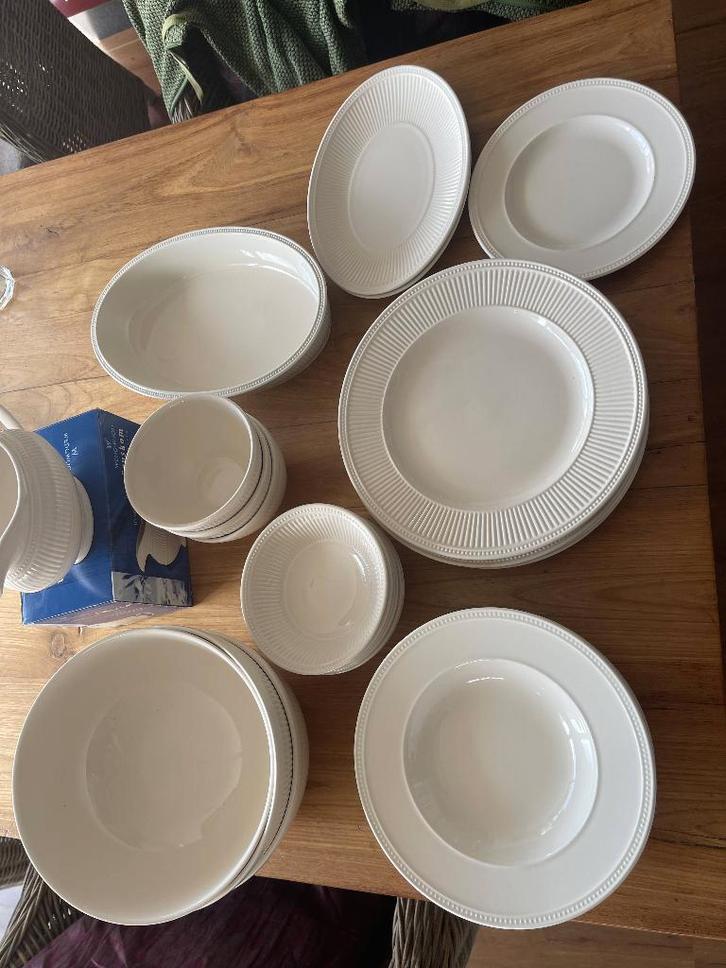 WEDGWOOD WINDSOR diverse onderdelen NIEUW!, Huis en Inrichting, Keuken | Servies, Nieuw, Overige typen, Wedgwood, Porselein, Ophalen of Verzenden