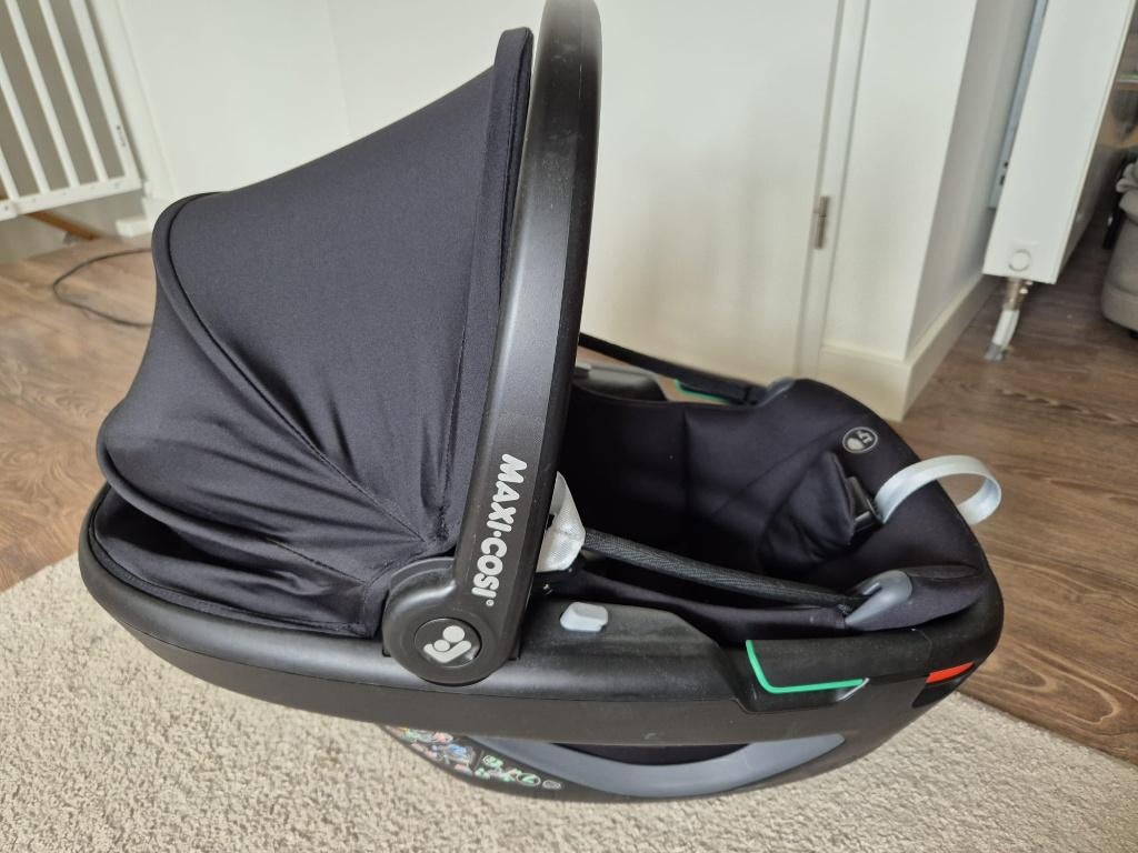 Maxicosi Coral 360 baby autostoel, geschikt voor 360 frame, Zijbescherming, Zo goed als nieuw, Isofix, Maxi-Cosi