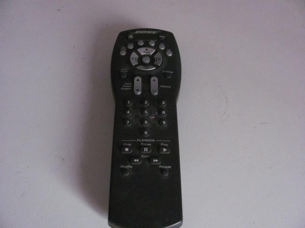 Bose afstandsbediening video 1/video 2/aux/am/fm/cd-dvd, Audio, Tv en Foto, Afstandsbedieningen, Ophalen of Verzenden, Zo goed als nieuw