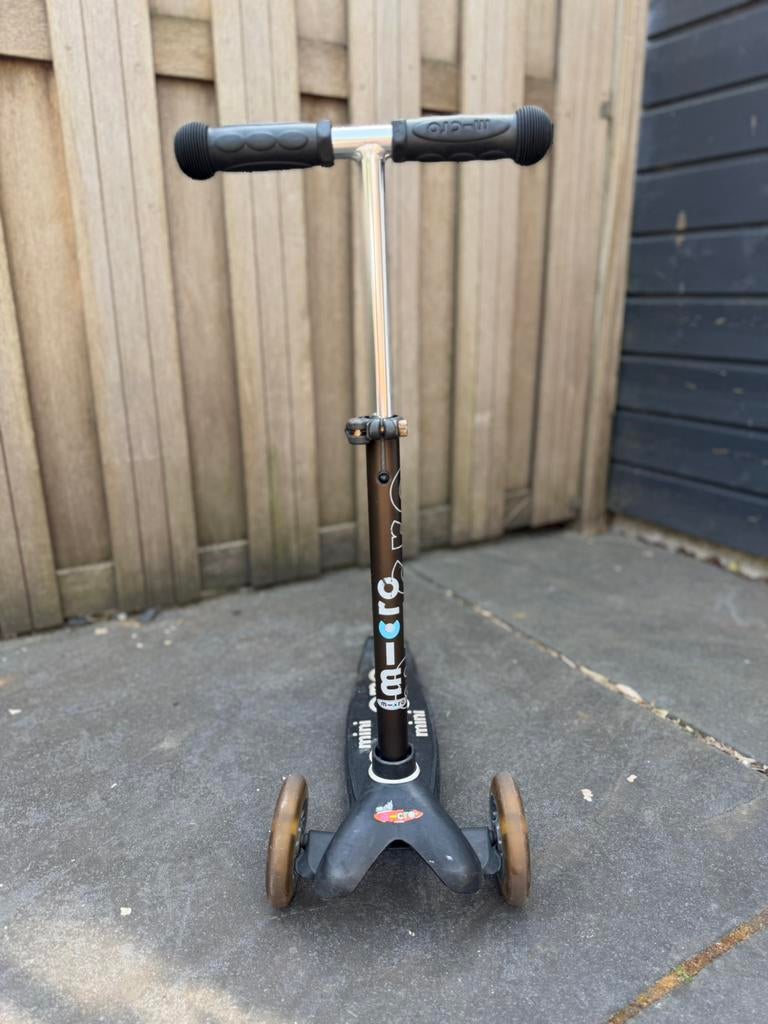 Mini Micro Deluxe step met LED-lampjes, Fietsen en Brommers, Steps, Ophalen, Gebruikt, Gewone step