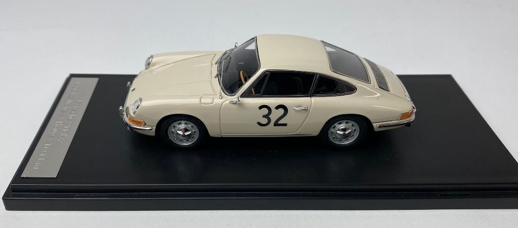 Matrix 1:43 Porsche 911 Le Mans test car no 32 1966 wit, Overige merken, Matrix Scale Models, -, Nieuw