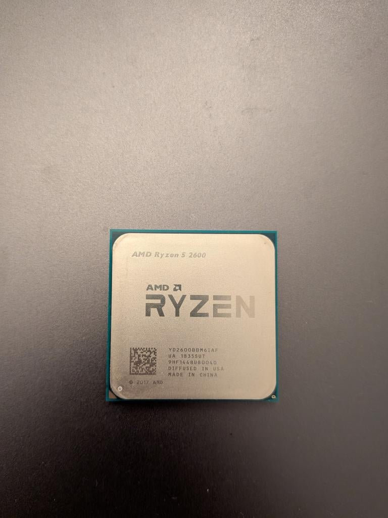AMD Ryzen 5 2600 Processor - Zo goed als nieuw, Computers en Software, Processors, Zo goed als nieuw, 6-core, 3 tot 4 Ghz, Ophalen