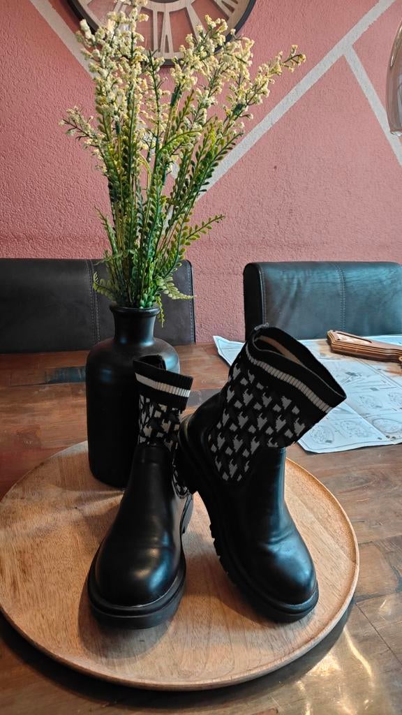 Leuke meiden laarsjes, Ophalen of Verzenden, Zo goed als nieuw, Meisje, Laarzen