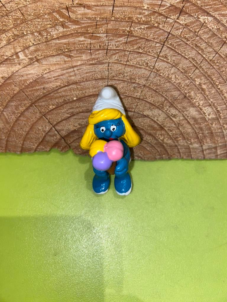 Smurfen smurf smurfin met ijsje, Ophalen of Verzenden, Zo goed als nieuw, Verschillende Smurfen