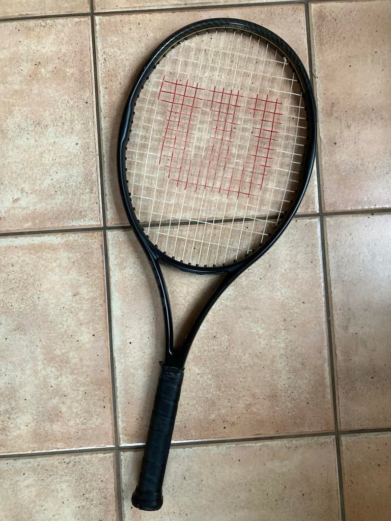 Wilson Pro Staff 26 V13 Tennisracket 240 gram L0, Sport en Fitness, Tennis, Ophalen of Verzenden, Zo goed als nieuw, Racket, L0