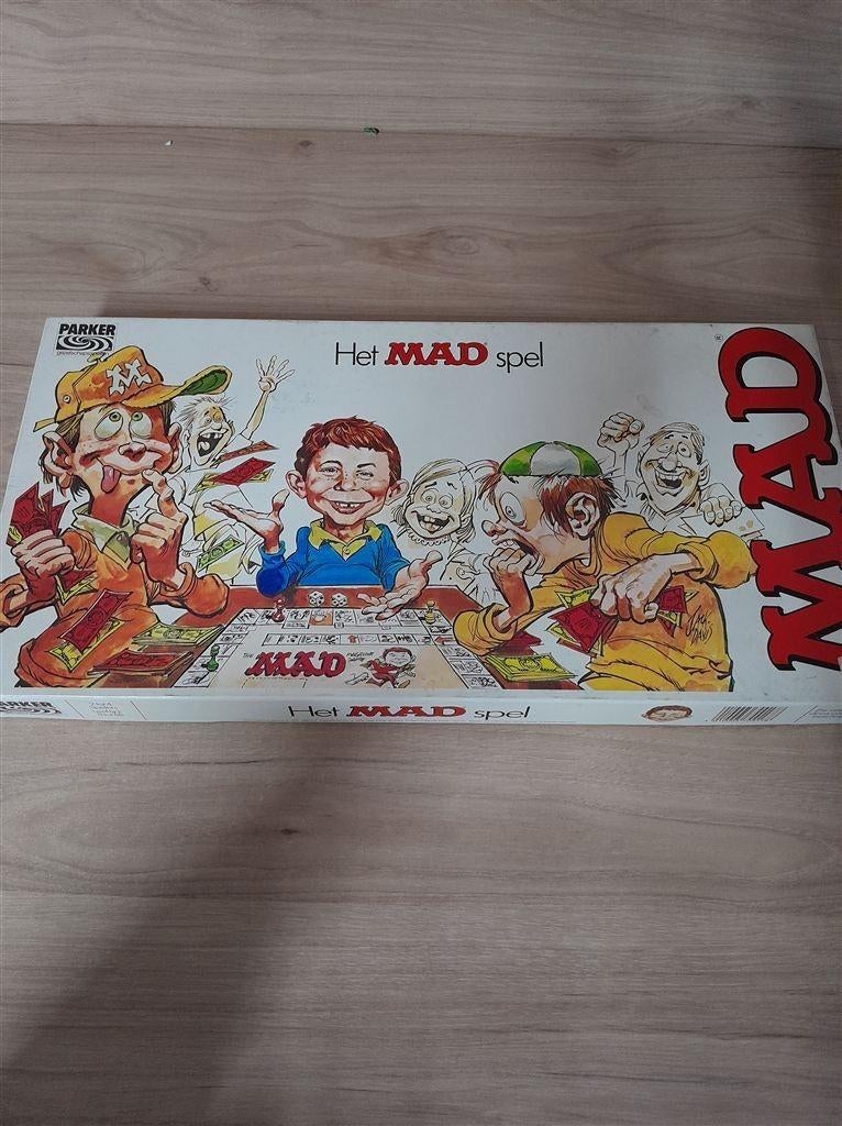 Het mad Spel - parker - s5063, Hobby en Vrije tijd, Gezelschapsspellen | Bordspellen, Ophalen of Verzenden, Zo goed als nieuw