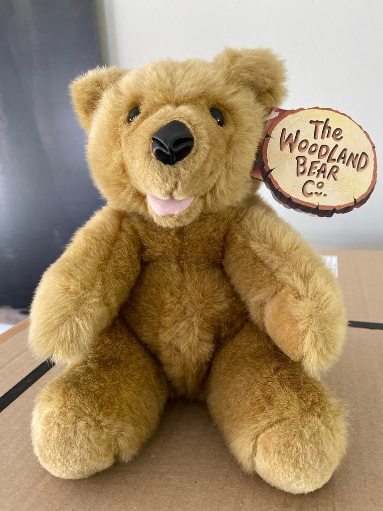 The Woodland Bear Co. knuffelbeer met label nog eraan, Ophalen of Verzenden, Zo goed als nieuw, Stoffen beer, Overige merken