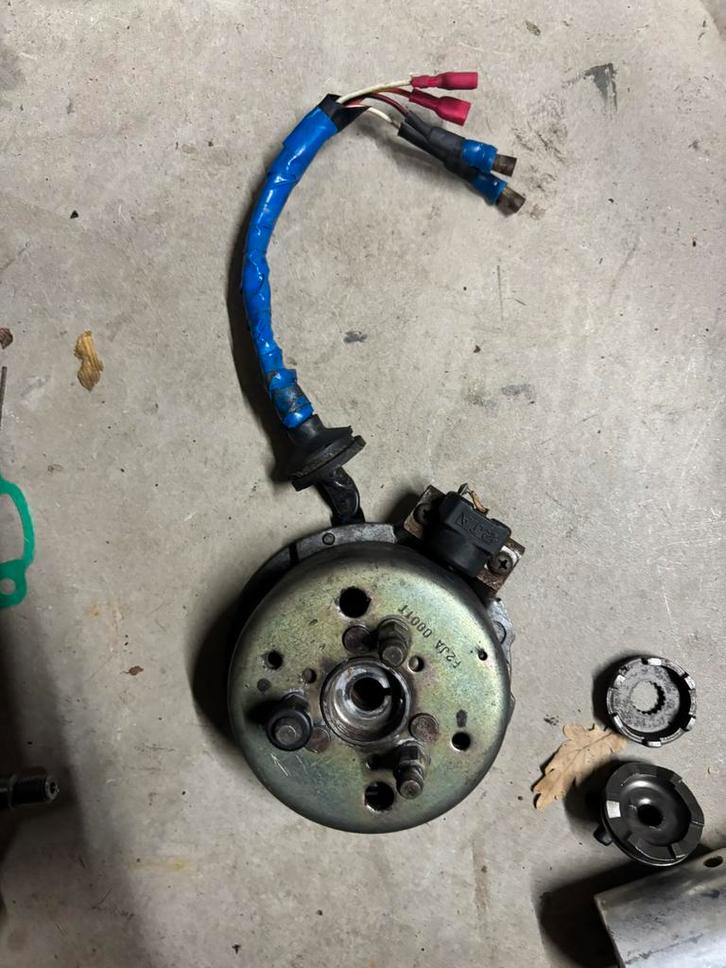 Minarelli Horizontaal originele ontsteking, Fietsen en Brommers, Brommeronderdelen | Algemeen, Zo goed als nieuw, Blok, Ophalen of Verzenden