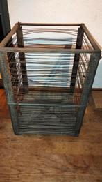 Hout met metaal draadmand, Antiek en Kunst, Curiosa en Brocante, Ophalen