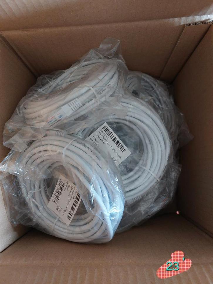 Netwerkkabel Cat 5e U / UTP - 7,5 Meter (23 stuks), Computers en Software, Pc- en Netwerkkabels, Nieuw, Ophalen of Verzenden