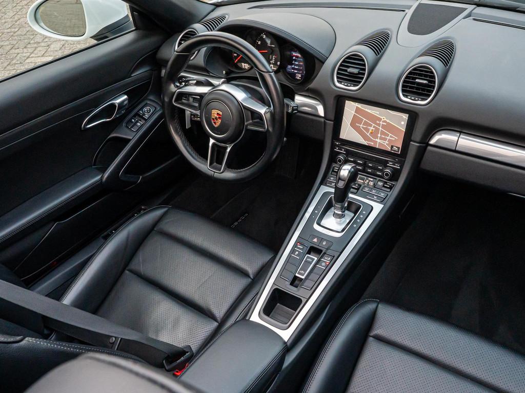 Porsche 718 Boxster 2.0 Porsche Approved Apple CarPlay PDLS, Auto's, Porsche, Automaat, Achterwielaandrijving, Gebruikt, 4 cilinders