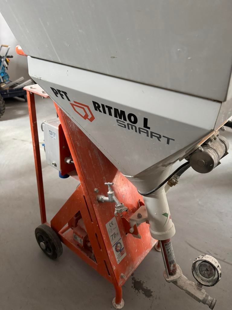 Ritmo L Smart gipspomp bouwjaar 2022 weinig gebruikt, Ophalen of Verzenden, Zo goed als nieuw