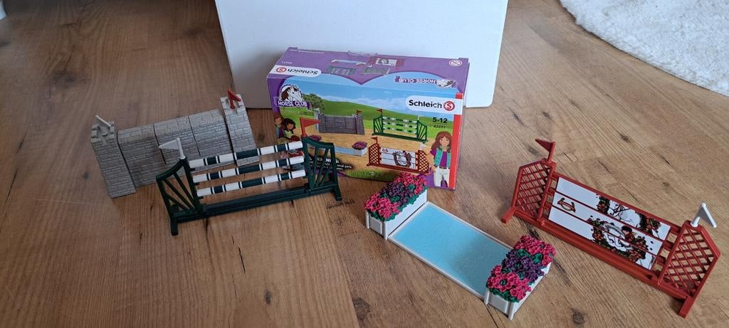 Schleich Horse Club Springparcours 42271 - Compleet, Ophalen of Verzenden, Zo goed als nieuw, Jongen of Meisje