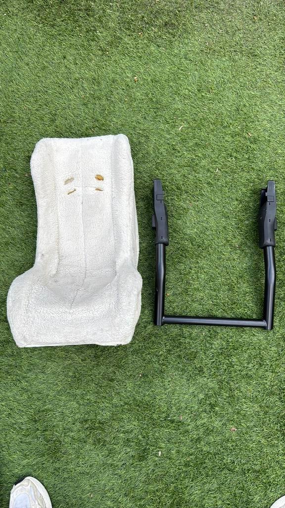 Gazelle makki autostoel adapter + schaal, Fietsen en Brommers, Fietsaccessoires | Fietsstoeltjes, Ophalen, Zo goed als nieuw