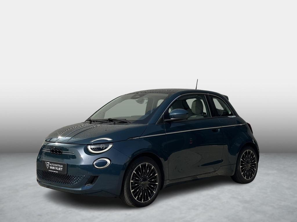 Fiat 500E La Prima 42 kWh | Leder | 17" | Pack Winter | Schu, Auto's, Fiat, Adaptive Cruise Control, 118 pk, 4 stoelen, Origineel Nederlands