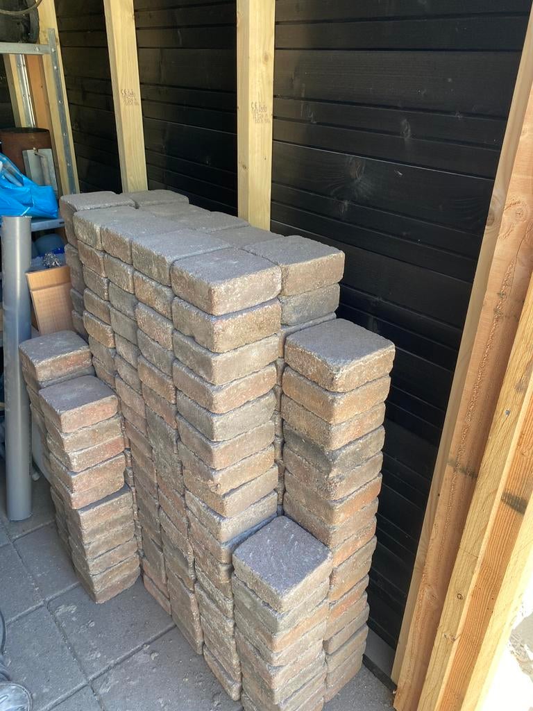 Betonnen cobblestones 15x15 / 10x10 gratis, Ophalen, Gebruikt, Beton, Klinkers