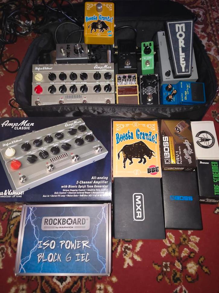 Flooramo+effecten+rockbag, Muziek en Instrumenten, Effecten, Zo goed als nieuw, Reverb, Ophalen