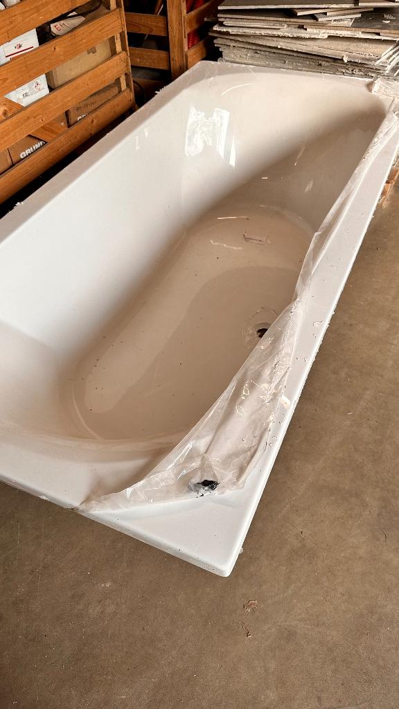 Badkuip groot, Ophalen, Zo goed als nieuw