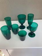 Vintage smaragdgroene glazen, Verzamelen, Glas en Borrelglaasjes, Ophalen, Zo goed als nieuw, Overige typen