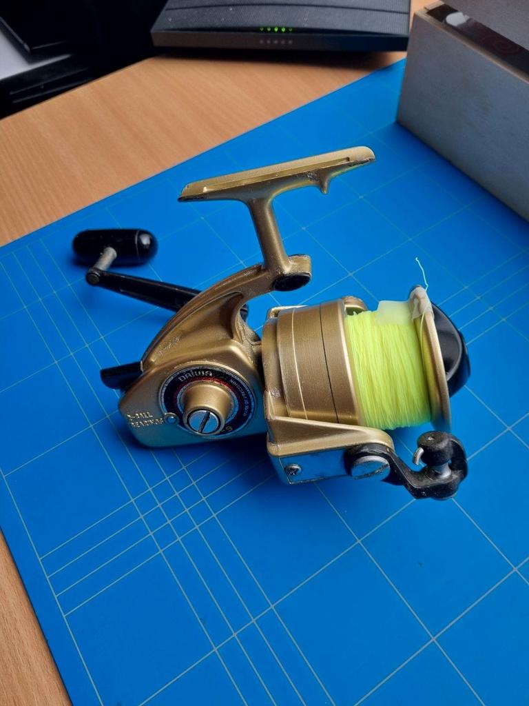 Te koop vismolen Daiwa gold gs-9, Watersport en Boten, Ophalen of Verzenden, Zo goed als nieuw, Molen