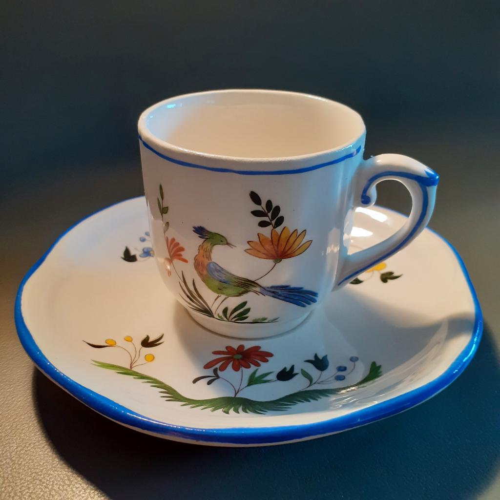 Gien 2 espresso kopjes "Oiseaux de Paradis" ., Ophalen of Verzenden, Zo goed als nieuw, Overige stijlen, Kop(pen) en/of Schotel(s)