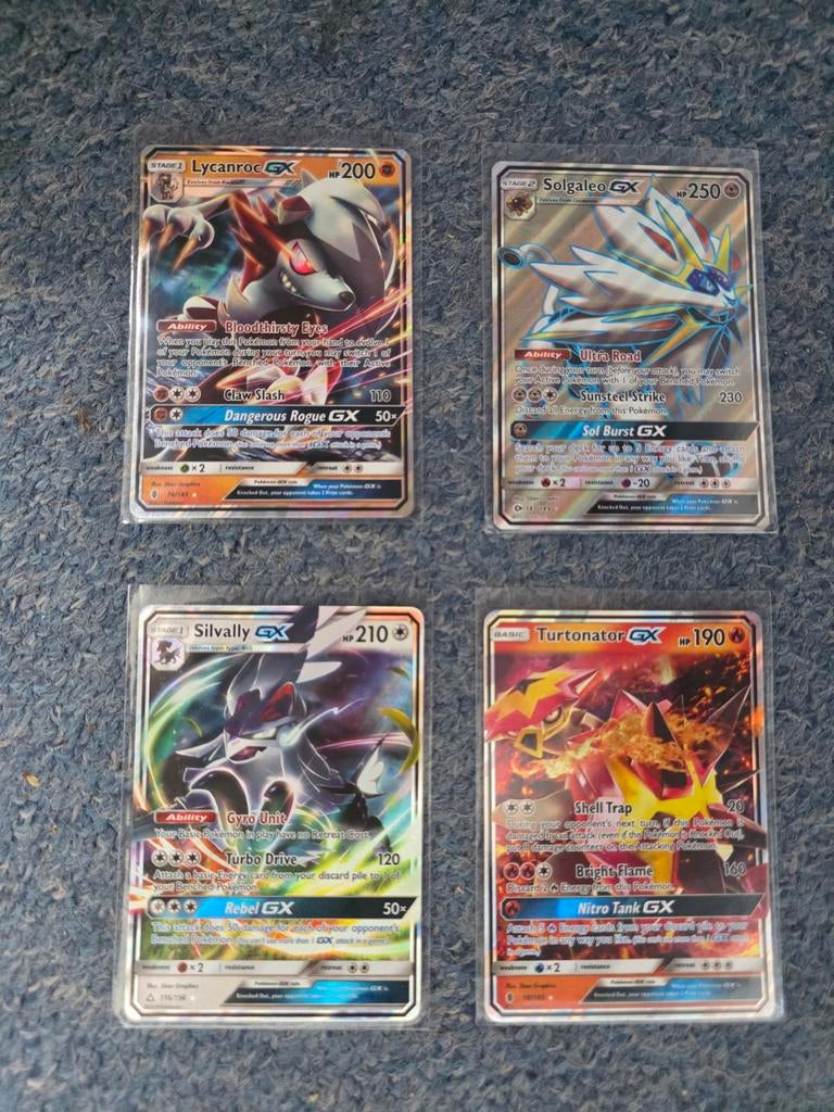 Pokémon GX Kaarten: Lycanroc, Solgaleo, Silvally, Turtonator, Ophalen of Verzenden, Zo goed als nieuw, Meerdere kaarten