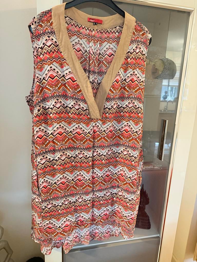 Tuniek XTWO maat 48 - Kleurrijk en comfortabel, Kleding | Dames, Blouses en Tunieken, Gedragen, Maat 46/48 (XL) of groter, Overige kleuren