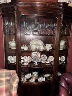 Verschillende (antieke) serviezen, Ophalen