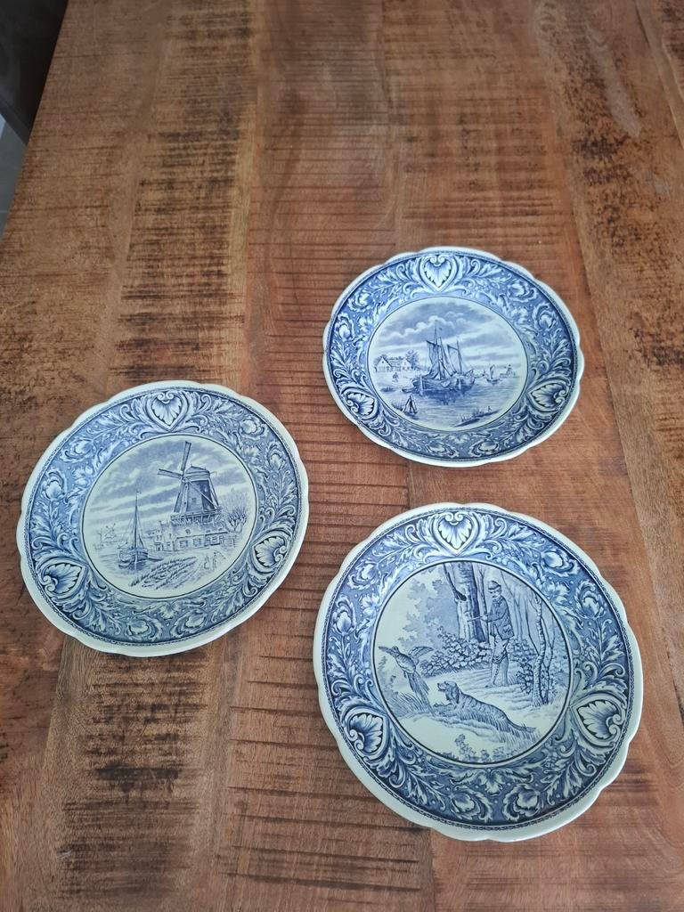 3 Delftsblauwe bordjes - Boch & Royal Sphinx Maastricht, Antiek en Kunst, Antiek | Wandborden en Tegels, Ophalen