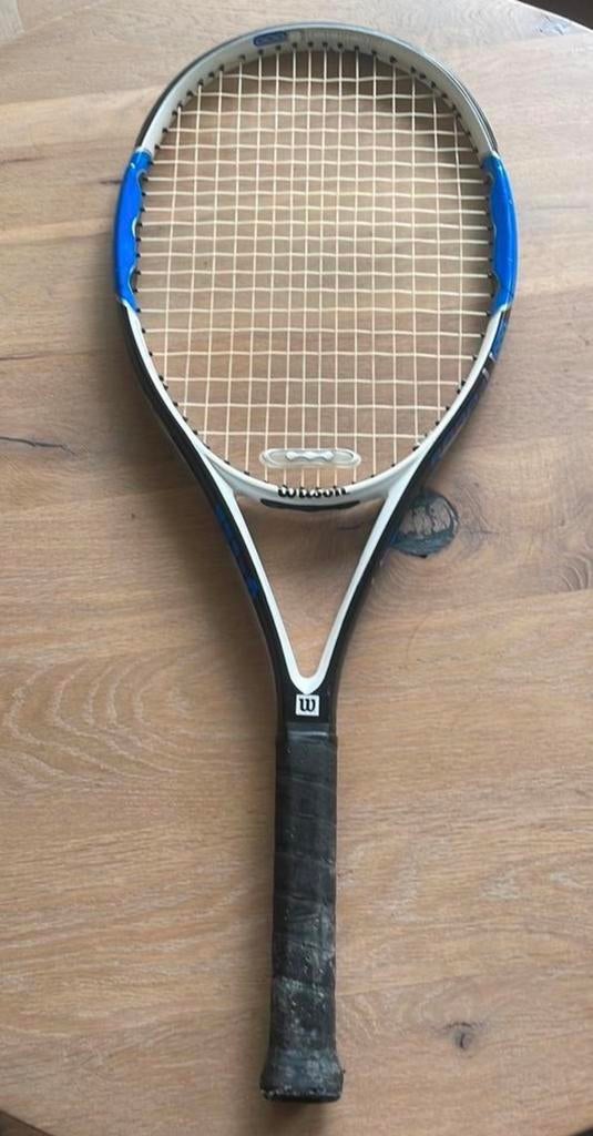 Wilson tennis racket, Sport en Fitness, Tennis, Ophalen of Verzenden, Zo goed als nieuw, Wilson, Racket
