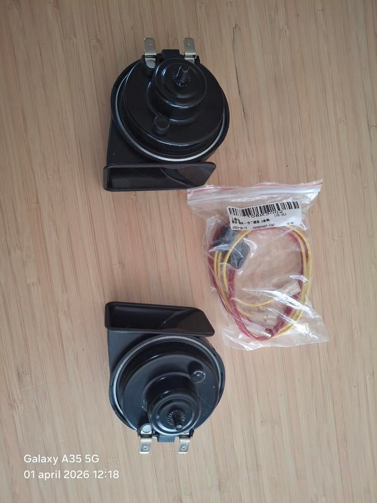 Universele 12 volt claxons / horns, Ophalen of Verzenden, Nieuw