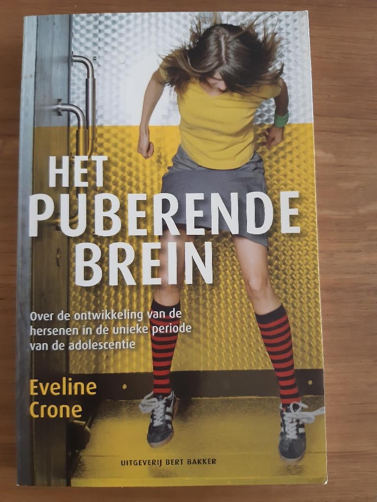 Het puberende brein, Eveline Crone, Ophalen of Verzenden, Ontwikkelingspsychologie, Zo goed als nieuw