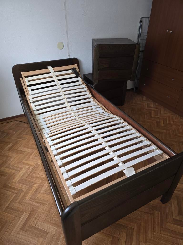 Elektrisch verstelbaar bed 1 persoons, Ophalen, Gebruikt, 90 cm, Eenpersoons