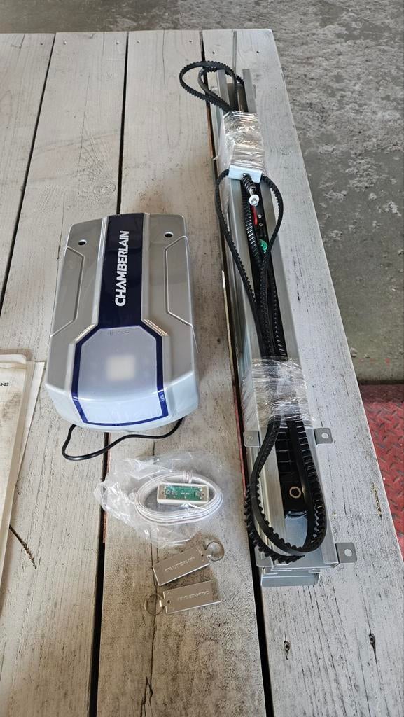 Chamberlain Garagedeuraandrijving Basic ML510EV, 1 garagedeurmotor, inclusief 2 handzenders