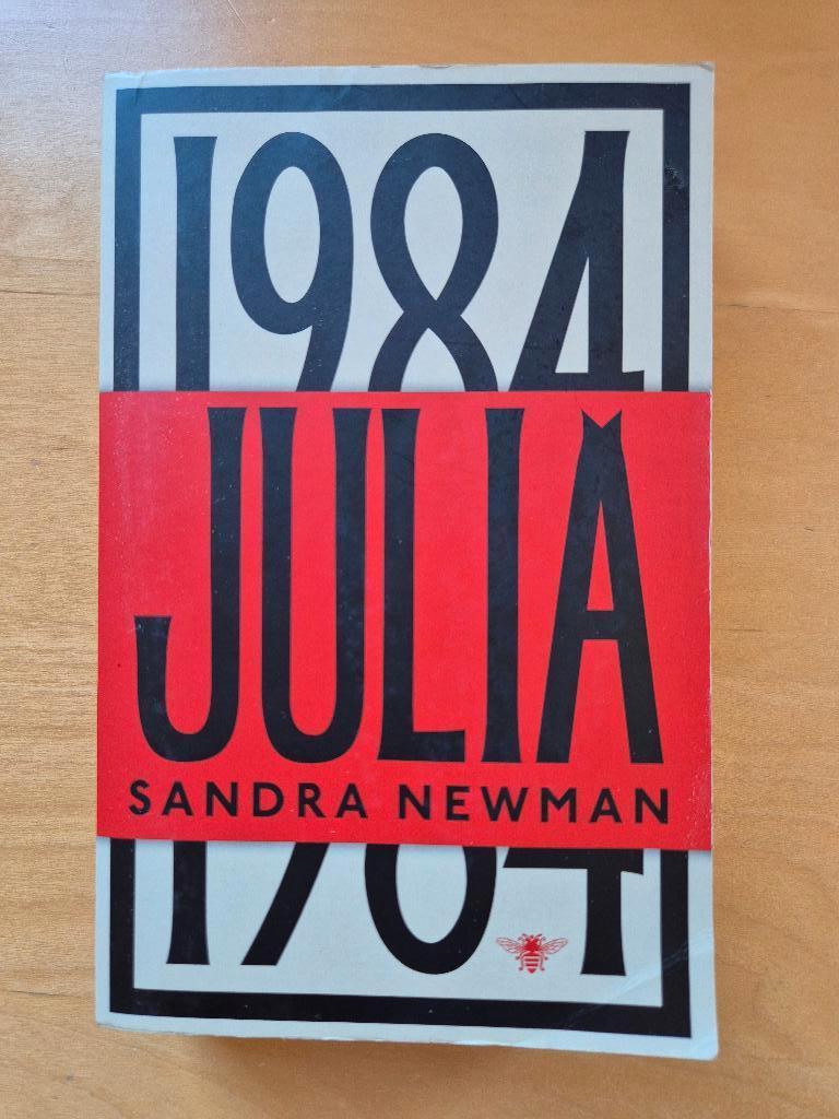 Julia 1984 - Sandra Newman - 2023, Boeken, Literatuur, Gelezen, Ophalen of Verzenden, Sandra Newman, Amerika