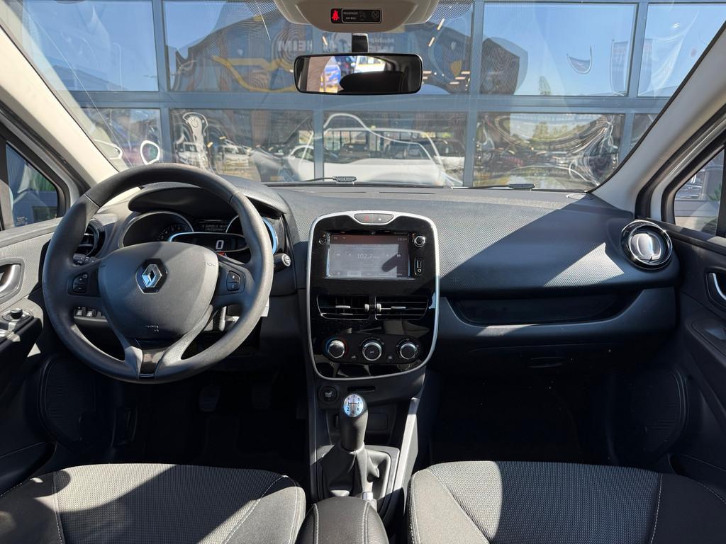 Renault Clio 0.9 TCe Expression Airco/Navi/Cruise/El.ramen/L, Auto's, Voorwielaandrijving, 540 kg, Wit, Origineel Nederlands