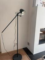 1 IKEA staande lampen en 1 wandlamp, zwart skurup model, Ophalen, Gebruikt, Metaal, 150 tot 200 cm