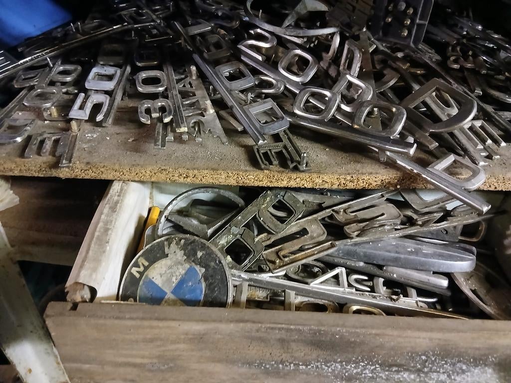 Mercedes logo's & emblemen, Ophalen of Verzenden