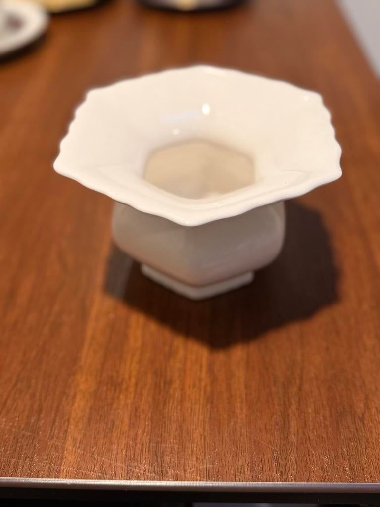 Antieke Delfts vaasje - Handgeschilderd, Antiek en Kunst, Ophalen of Verzenden