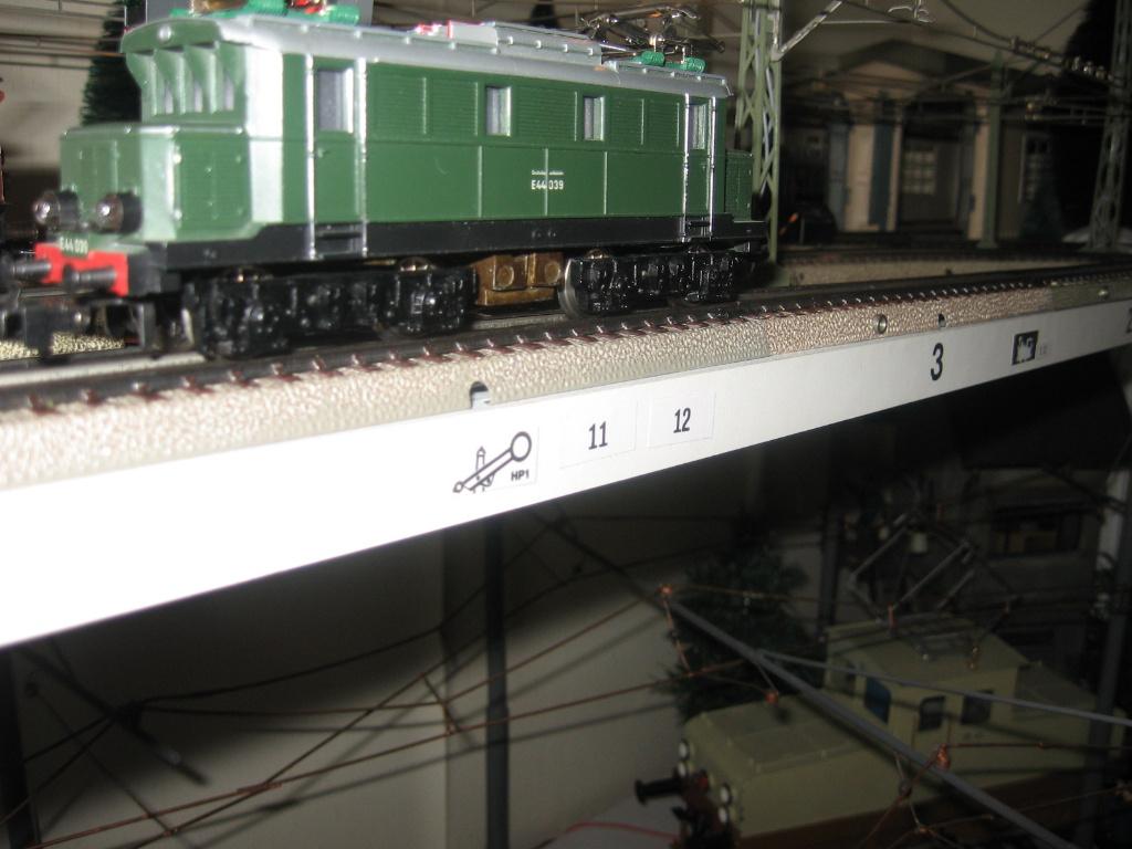 MARKLIN 3011/SET 800 Duitse metalen oldtimer E 44 , 2 stuks, Wisselstroom, Locomotief, Ophalen of Verzenden, Zo goed als nieuw