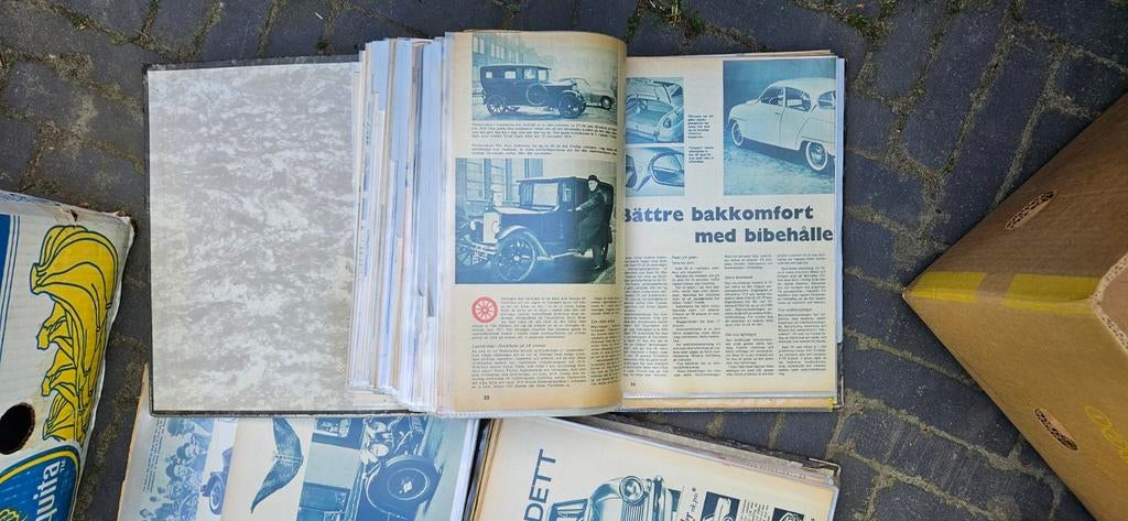 Doos met auto folders oude., Ophalen, Gelezen, Algemeen