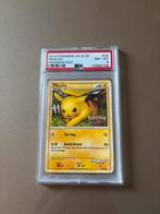 Pikachu Pokémon Day 2010 #78 PSA 8 NM-MT, Hobby en Vrije tijd, Verzamelkaartspellen | Pokémon, Ophalen of Verzenden, Zo goed als nieuw