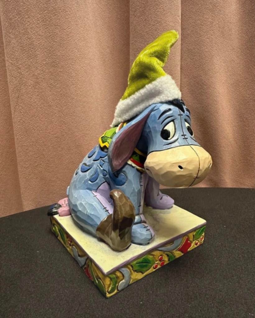 Disney Traditions Eeyore ‘Santa’s Little Helper’, Ophalen of Verzenden, Zo goed als nieuw